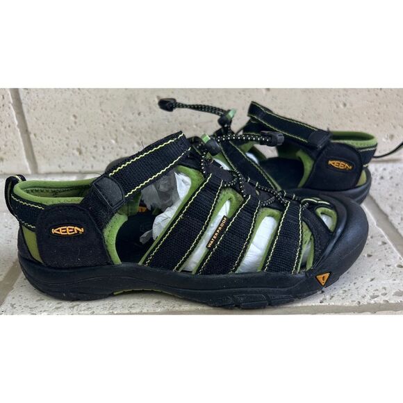 Keen NEWPORT H2 Youth Kids Black Lime Green Waterproof Sandals Size 5 - Picture 8 of 15